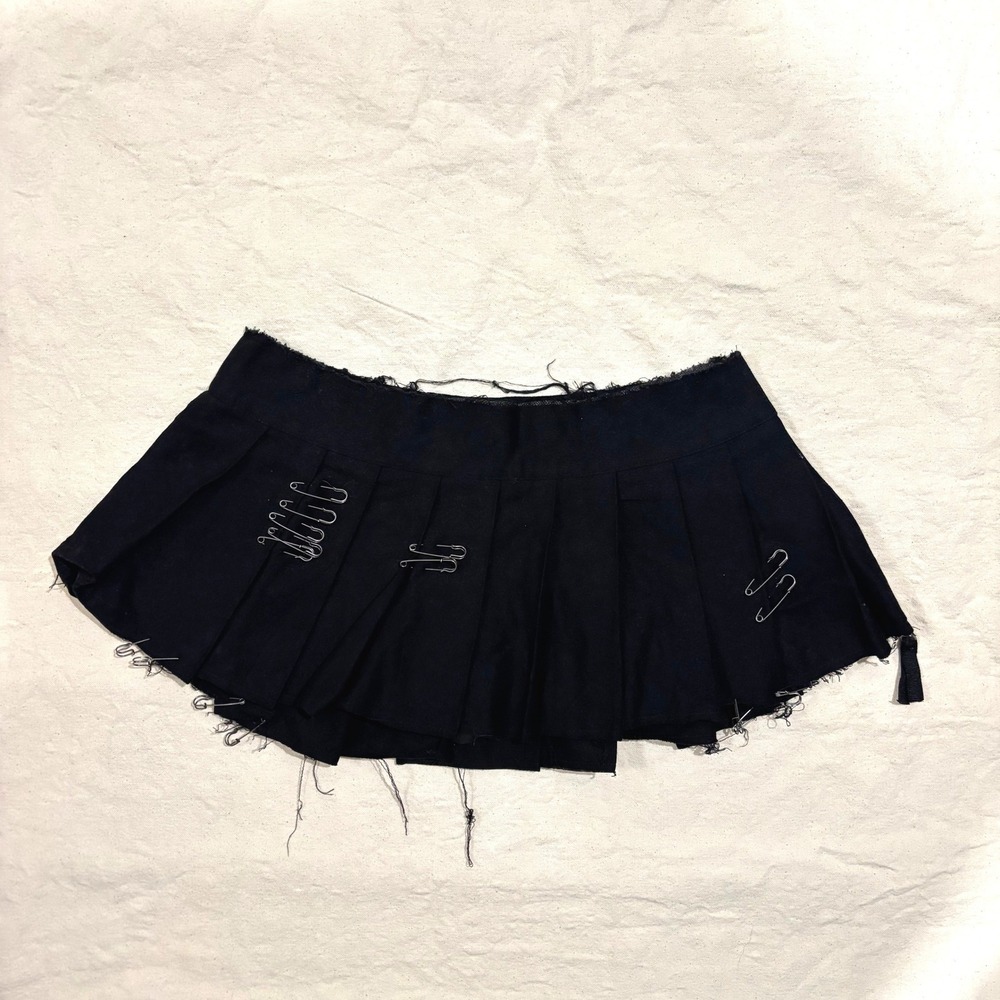 Dolls Kill Current Mood Black Distressed Pleated Mini Skirt Safety Pins XS